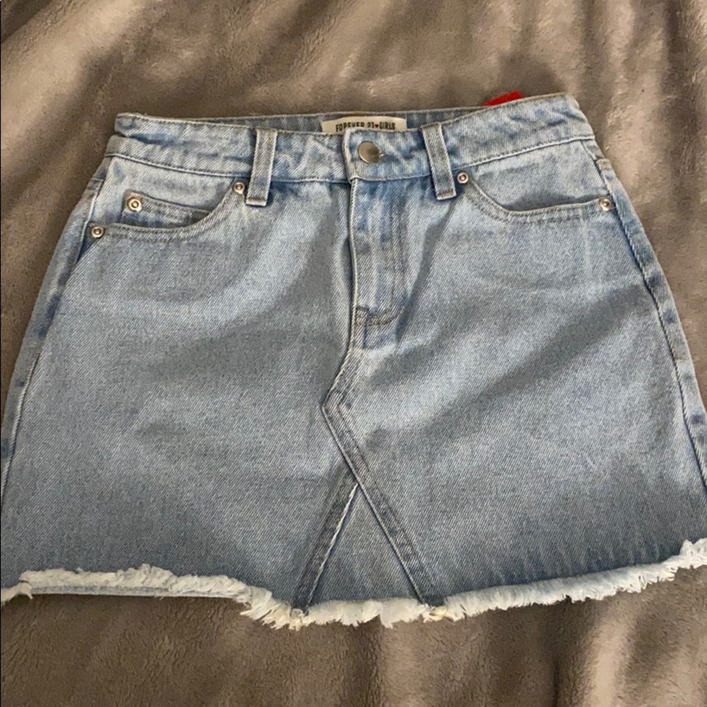 Light wash denim skirt